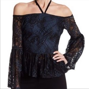 ROMEO & JULIET COUTURE Lace Off Shoulder Top Women’s Medium NWT NEW